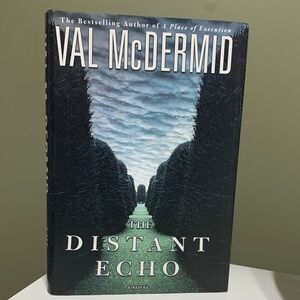 The Distant Echo by Val McDermid Hardcover